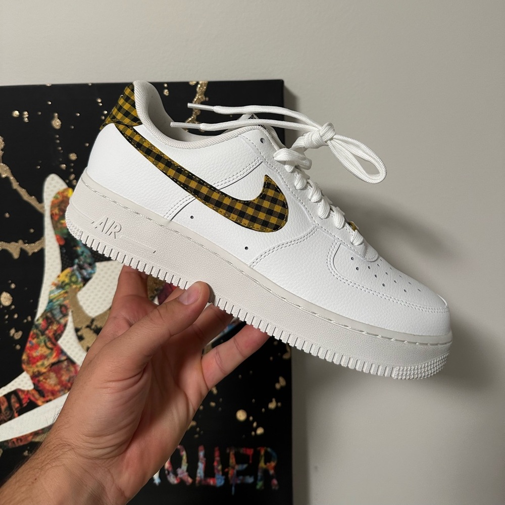 WMNS AIR FORCE 1'07 ESS TREND us 11